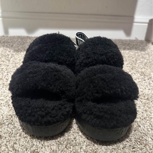 UGG Slipper Sandals with platform - Picture 5 of 5